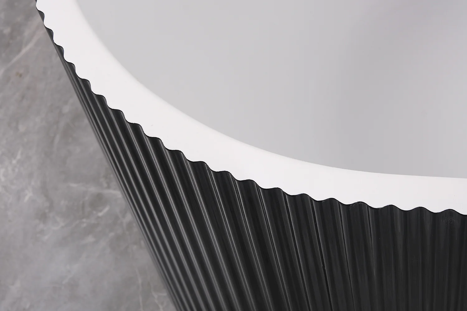 Ванна акриловая Azario LAGO BLANCO BLACK 1700х750х580 пристенная, правосторонняя, в комплекте с сифоном и металлической рамой, белый глянец/черный матовый (AZ-6724-1CRB 17075) — фото №11